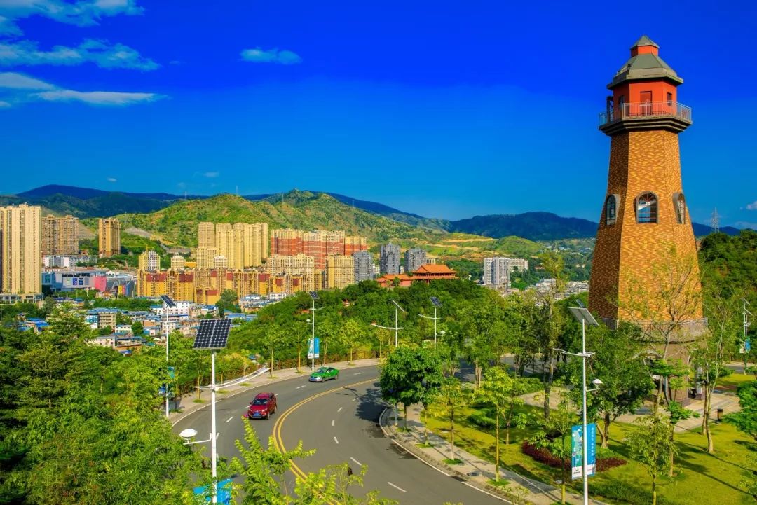 按下&ldquo;快進(jìn)鍵&rdquo; 跑出仁和&ldquo;加速度&rdquo;丨轉(zhuǎn)型升級(jí)點(diǎn)燃產(chǎn)業(yè)發(fā)展&ldquo;助推器&rdquo;